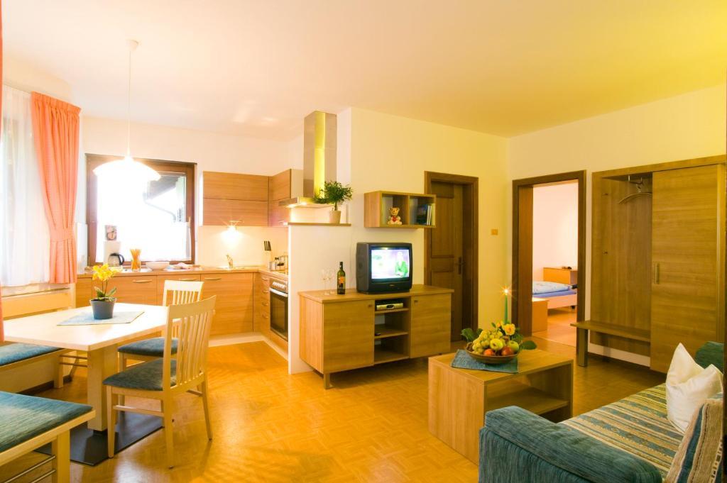Appartements Peilerhof Cermes Exterior foto